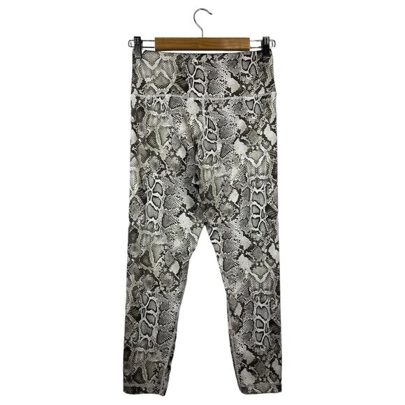 Victorias Secret Leggings Womens 12 Cloud Crossover Snake Ankle Pants Gray - Picture 3 of 15